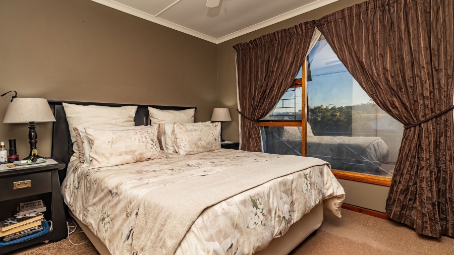 3 Bedroom Property for Sale in Sedgehill Western Cape